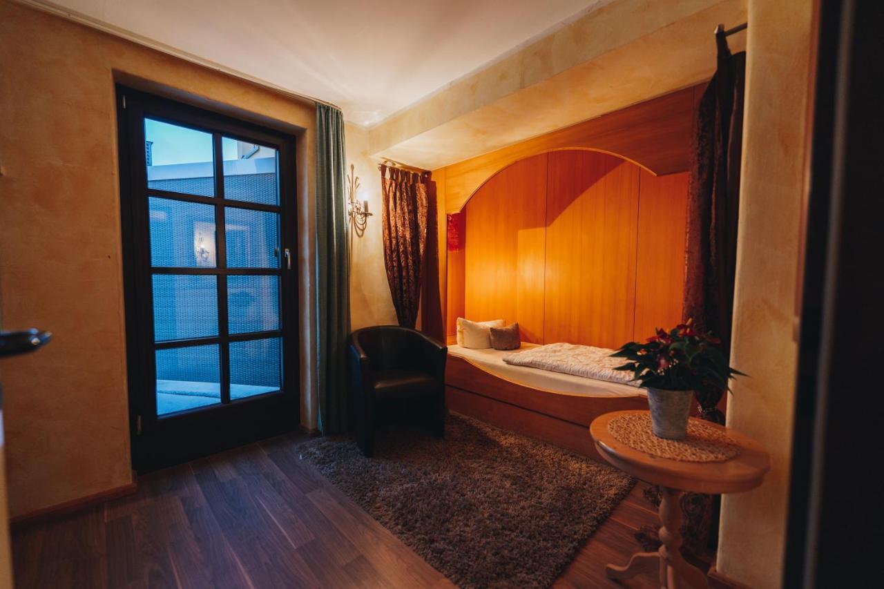 Landhotel Neukirchner Hof Neukirchen Bei Sulzbach-Rosenberg Экстерьер фото