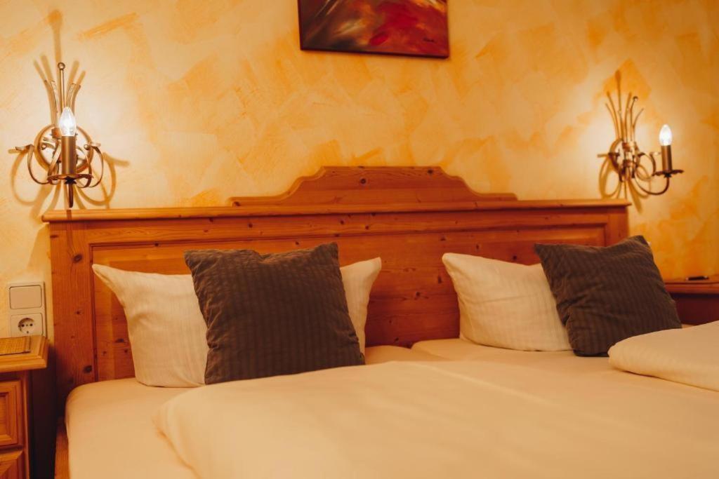Landhotel Neukirchner Hof Neukirchen Bei Sulzbach-Rosenberg Экстерьер фото